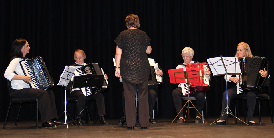North Shore Musicale conducted by Megan Jennings 