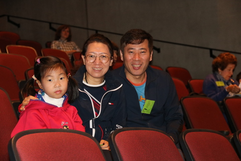 Jia Jia Cui (China) and parents