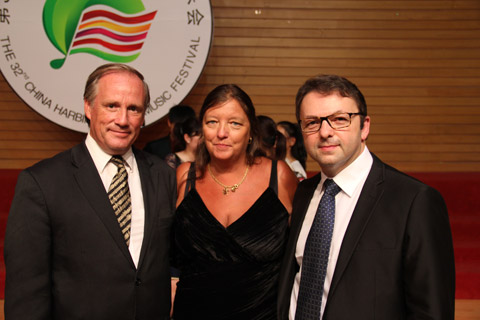 Raymond and Anna Bodell with Mirco Patarini.