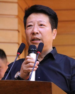 Prof. Wang Hongyu