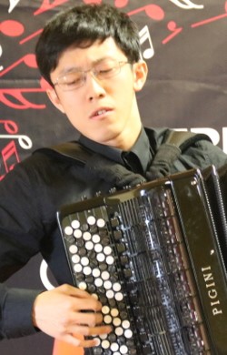 Junhao Mao