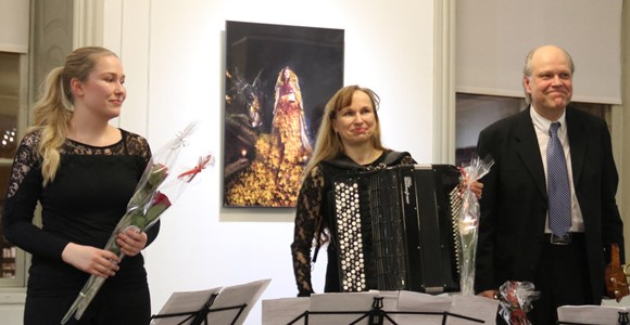 Sonja Vertainen, Sari Viinikainen and Raimo Vertainen