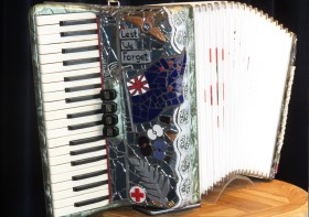 Mosaic accordion
