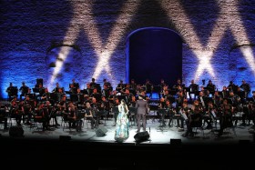 orchestra with vocalist