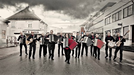 Nordstrømmen and Velfjord accordion clubs