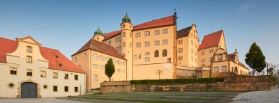 Kapfenburg Castle