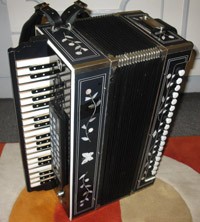 First digital Garmon accordion