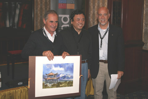 Presented to Zhu Jingbai (China).