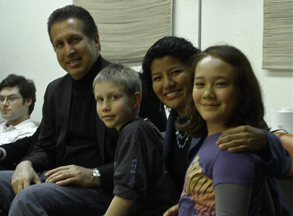 Yev Nosov (background), Gilberto Reyes (Hohner Product Manager USA), Emil Haroldsen, Patricia Bartell, Naomi Harris.
