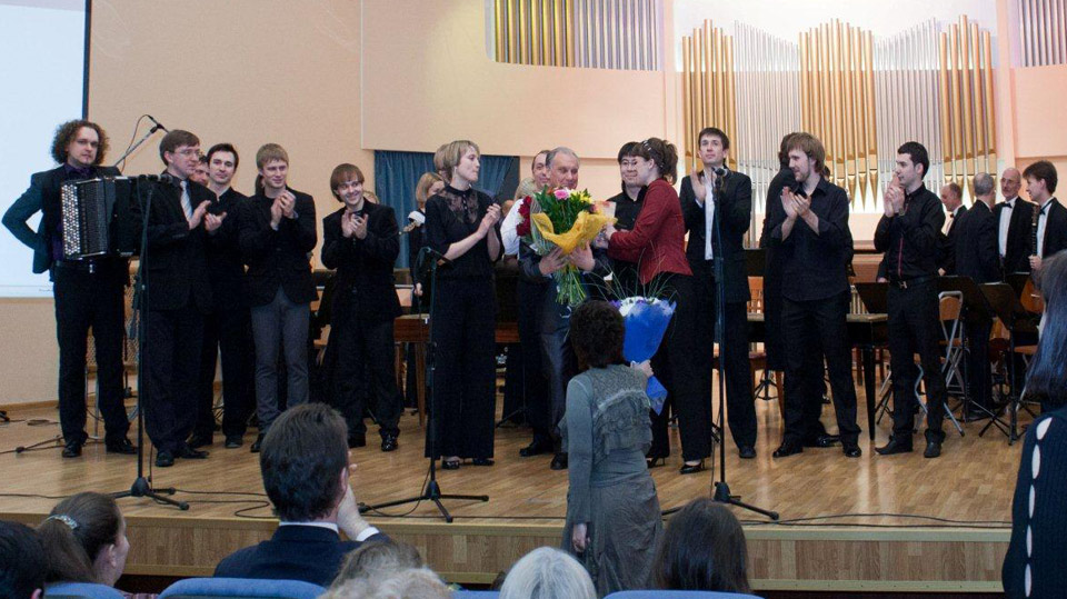 Finale and final presentations to Viatcheslav Semionov, surrounded by famous former students