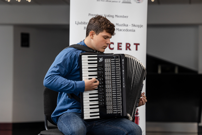 Damjan Naumovski