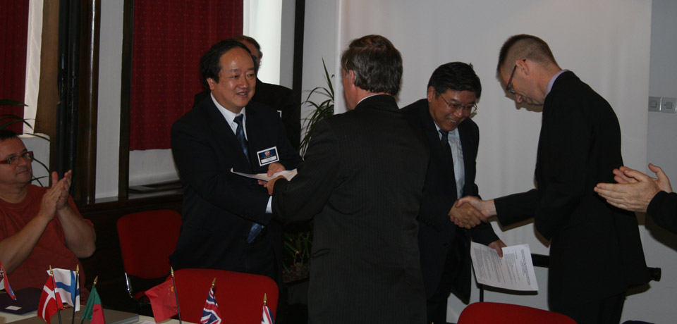 Signing of the 2011 Coupe Mondiale contract