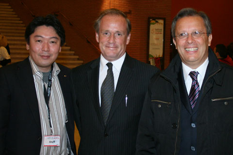 Jun-ichi-Suzuki, Raymond Bodell and Alfredo Maroni