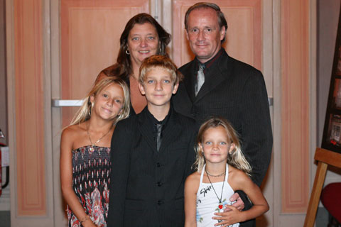 Anna and Raymond Bodell, with children Roseanne, Raymond jnr,