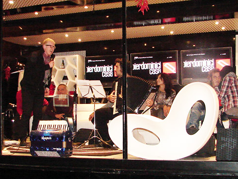 Giuseppe Delre and Vincenzo Abbraciante...in the reality bus