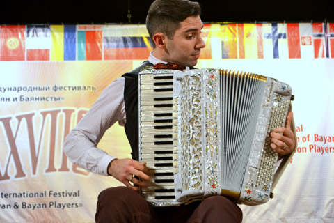 Alexey Khromov (Russia)